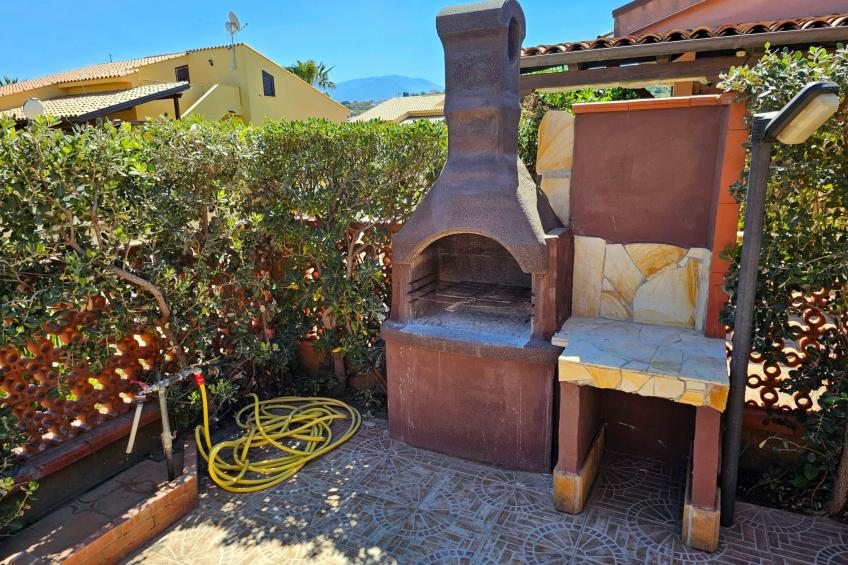 Helle mediterrane Villa mit Veranda und Garten - foto 11