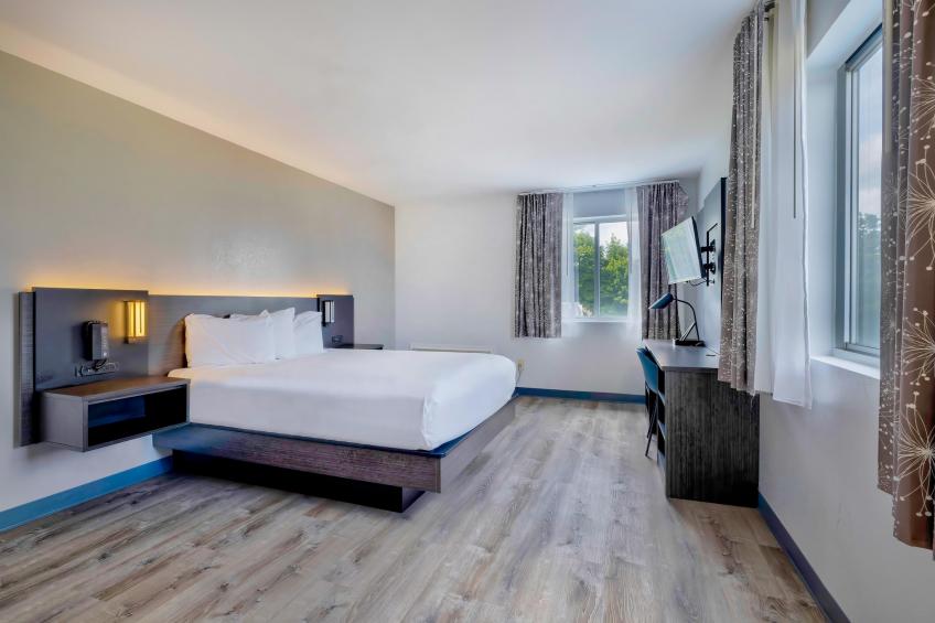 1 King Bed  Non-Smoking - foto 15