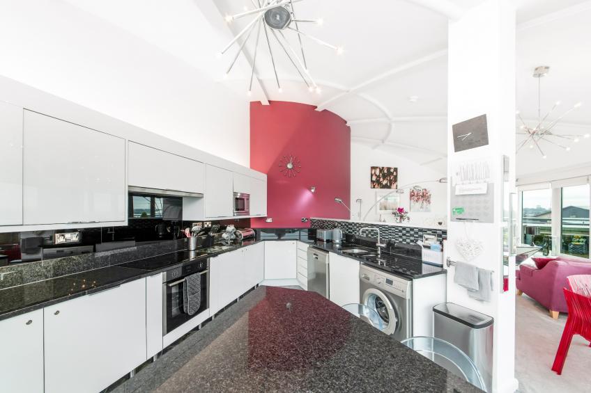 The Penthouse at 611 Westgate - foto 3