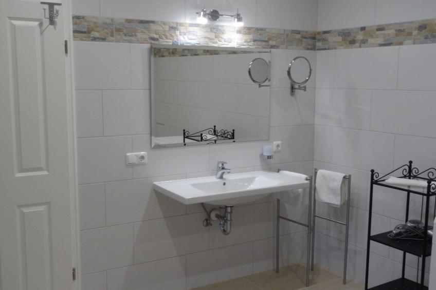 Modern eingerichtete Suite mit Terrasse - foto 8