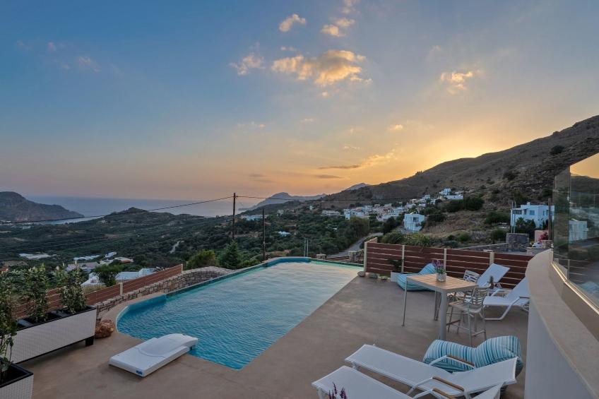 Villa Privater Pool Jacuzzi BBQ Kinderbereich - foto 3