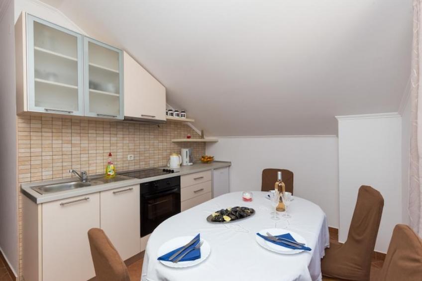 Apartments Memunić - Comfort One Bedroom Apartment with Balcony and Sea View (VELIKI) - foto 2