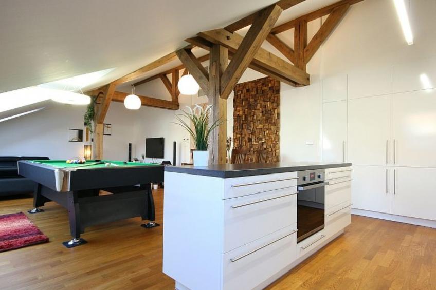 Luxuriöse Altbau-Dachgeschosswohnung in Prag - foto 32