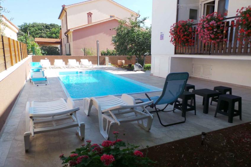 Vakantiewoning met een groot terras - VW-YCWN - foto 3