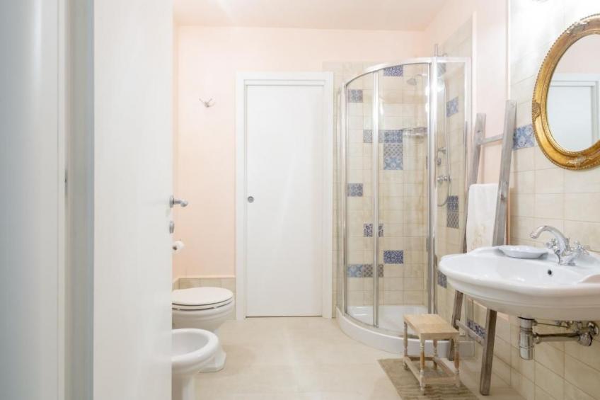 Rosa in der Toskana - foto 26