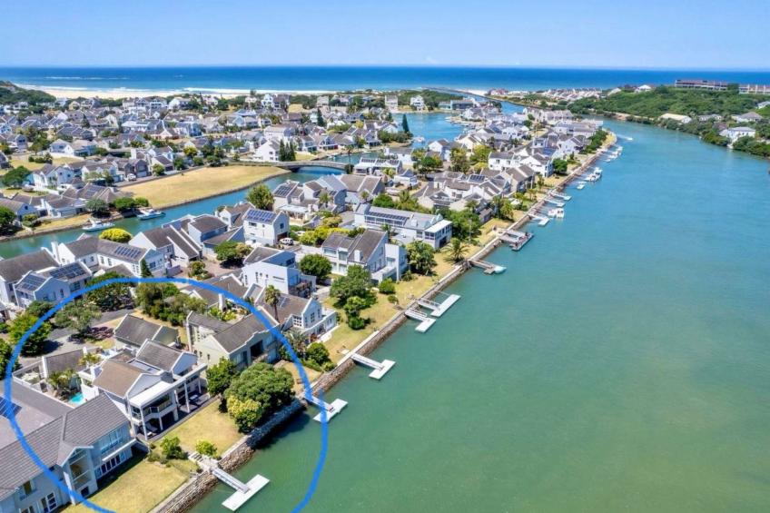 Marina House - Royal Port Alfred Marina