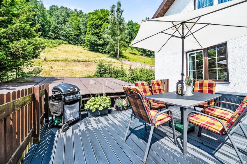 Hillside Terrace