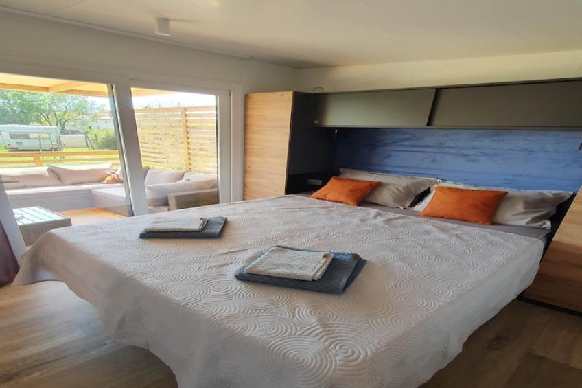 Mobile Homes Karlo & Dino - Superior Two Bedroom Mobile Home with Terrace - Karlo - foto 10