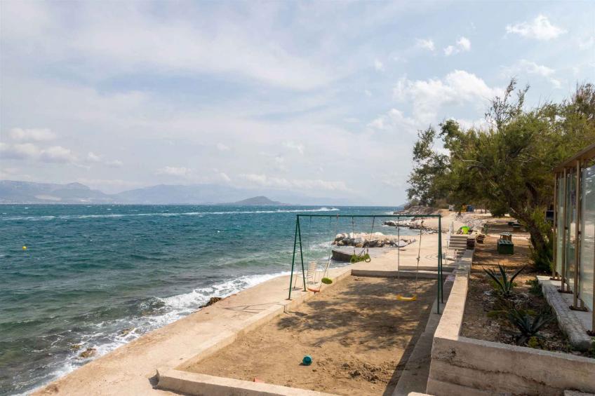 Holiday apartment with air conditioning, terrace and sea view in Slatine - BF-3VNF8 - foto 22
