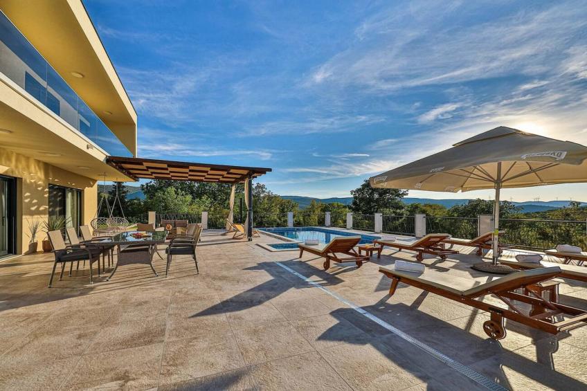 Luxurious Sanctuary Villa Primorski Dolac with Pool - Three Bedroom Villa with Pool - foto 24