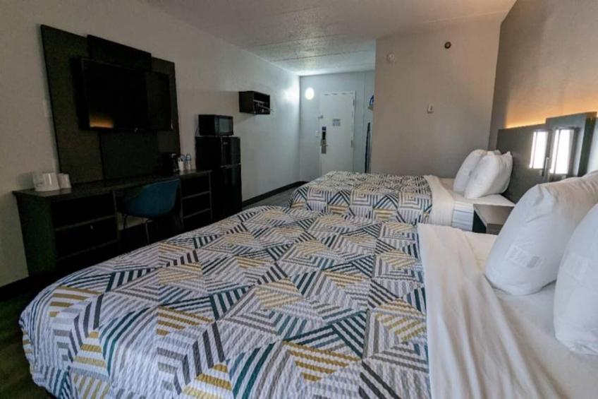 2 Full Beds  Micfridge - foto 15