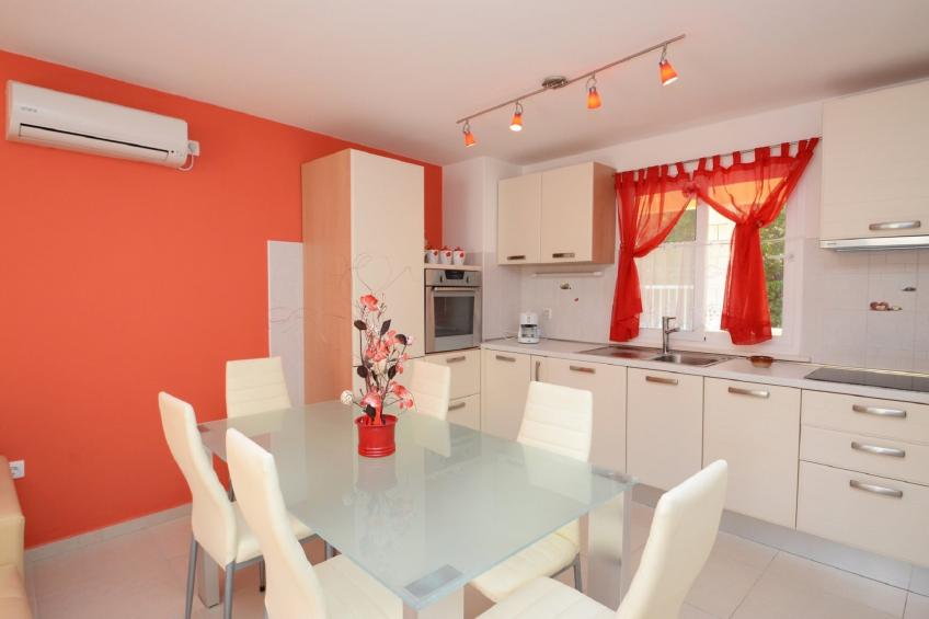 Apartments Korčula - Two Bedroom Apartment with Terrace and Sea View (Coral) - foto 6
