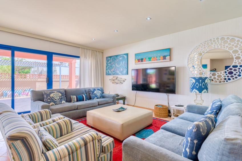 Long Beach with pool By CanariasGetaway