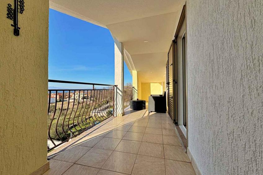 Vakantiewoning met airconditioning en terras - BF-RTN89 - foto 8