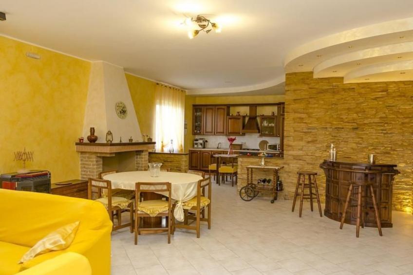 in Petacciato mit Terrasse, Grill und Garten - foto 4