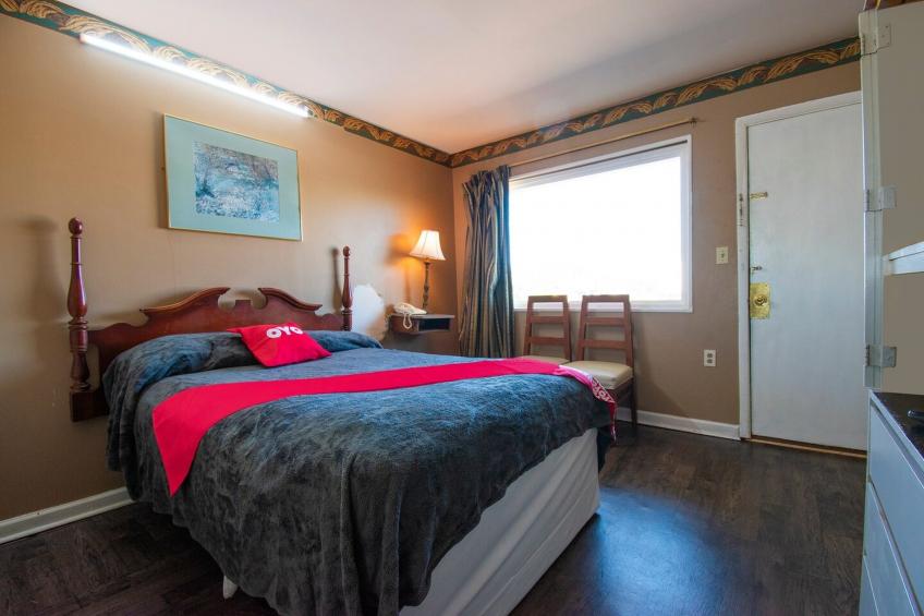 Queen Bed