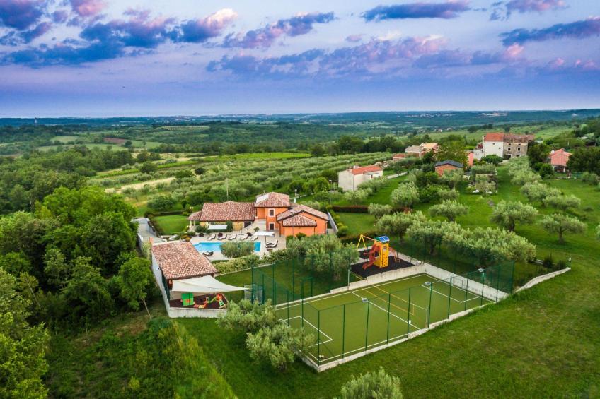 GioEin privater Bereich für 16 Personen, Pool und Sport - foto 2