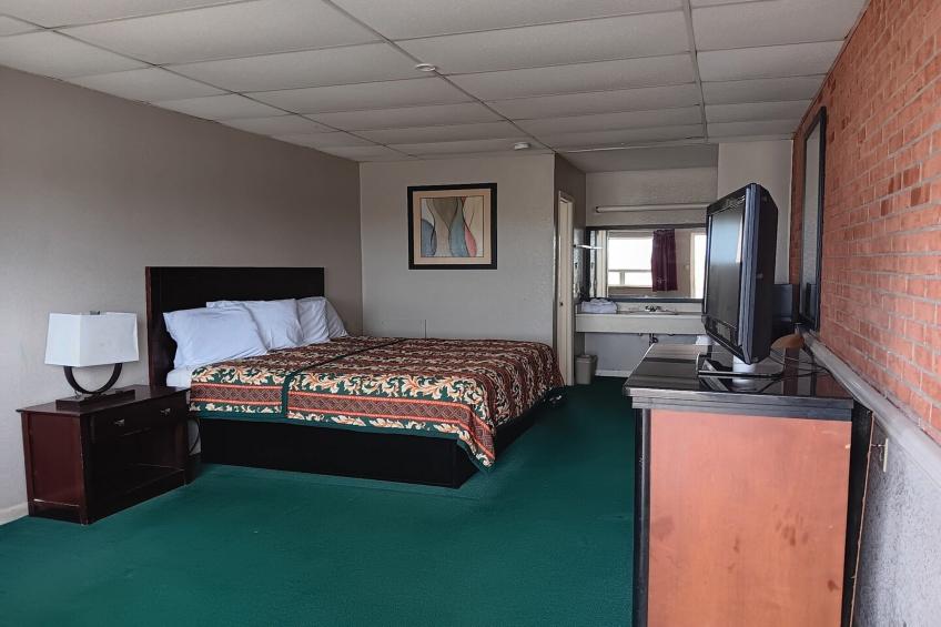 1 Queen Bed Non-Smoking - foto 12
