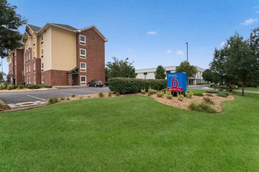 2 Queen Beds  Mobil Access Tub Nsmk Kitchen - foto 2