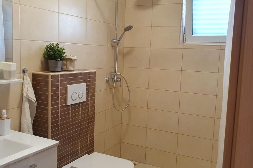 "Dinka" mit Terrasse - foto 17