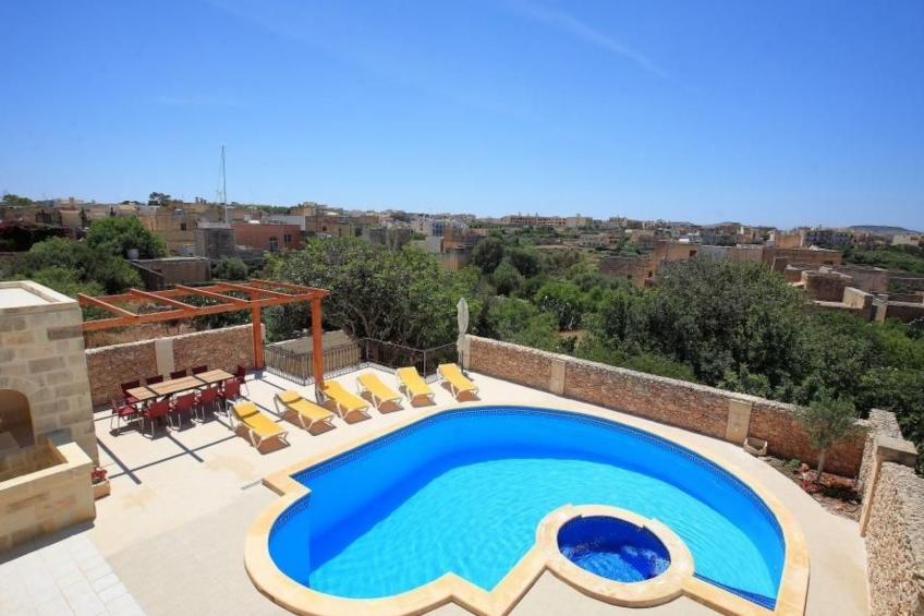 Villa "Ta Menzja" mit Garten, Grill und Terrasse - foto 2