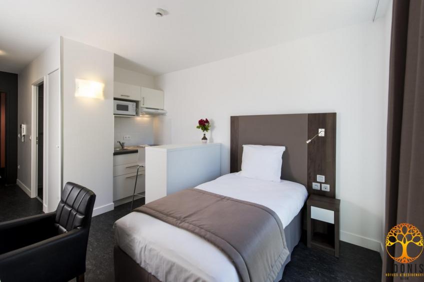 Adonis Dijon single studio - foto 4