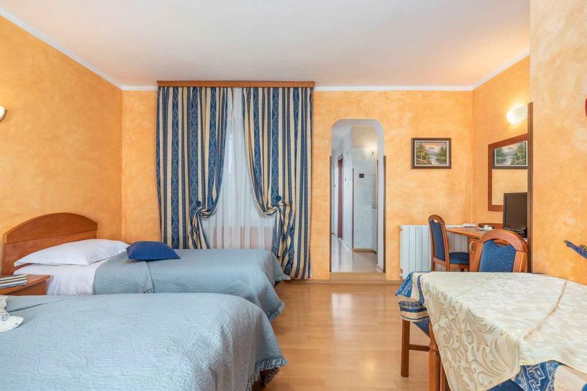 Studio mit Balkon - BF-RYZ5Y - foto 14