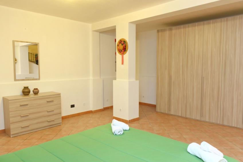 Helle mediterrane Villa mit Veranda und Garten - foto 21