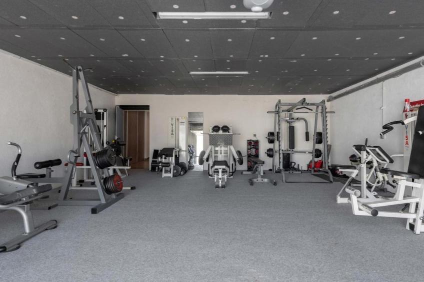 Villa avec piscine chauffée spa salle sport et cinéma - foto 28