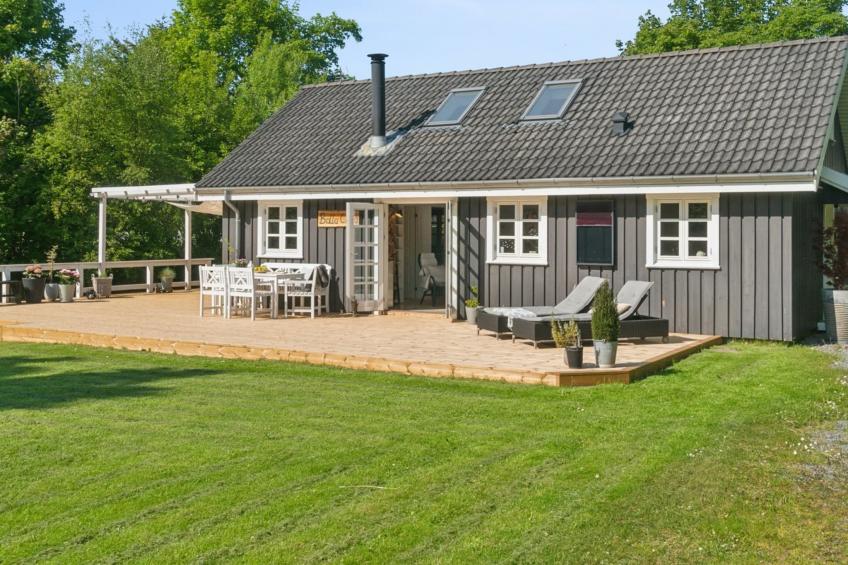 "Veljan" - 1.2km from the sea