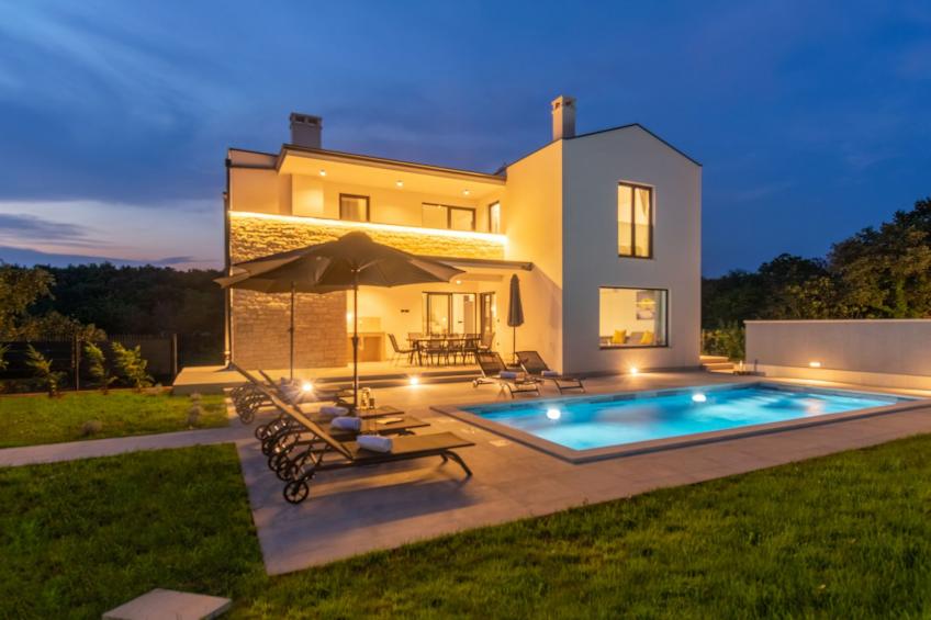 Modern 300m² Villa - King Beds and Leisure Zone - foto 9