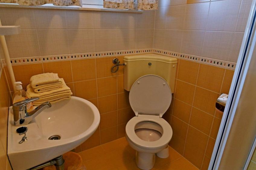 Scenic Retreat Rooms and Family Apartments - Double Room with Balcony and Sea View 3 - foto 7