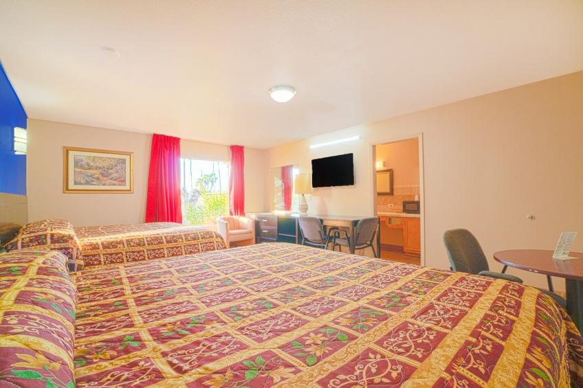2 Queen Beds with Kitchenette - foto 22