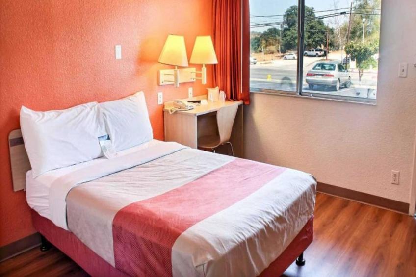 1 Queen Bed - foto 8
