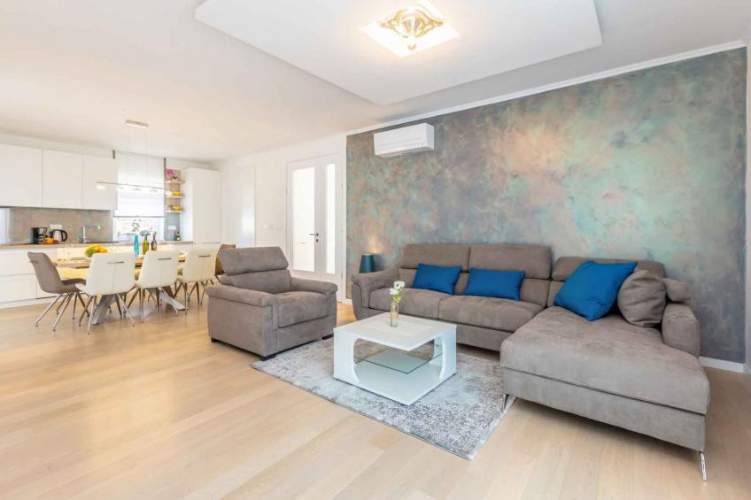 Villa met zwembad en zeezicht - BF-DCNKX - foto 23