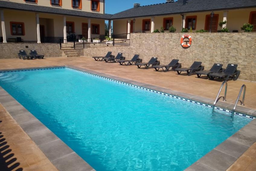 Unterkunft mit Aussicht in "Apartamentos Navalin". - foto 13