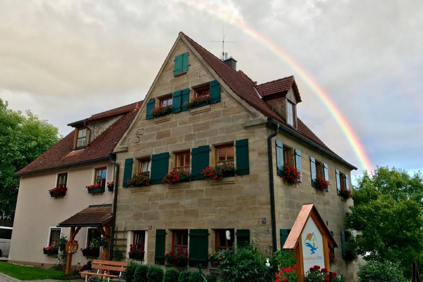 Charmant trifft Moderne - Ferienwohnung Linde