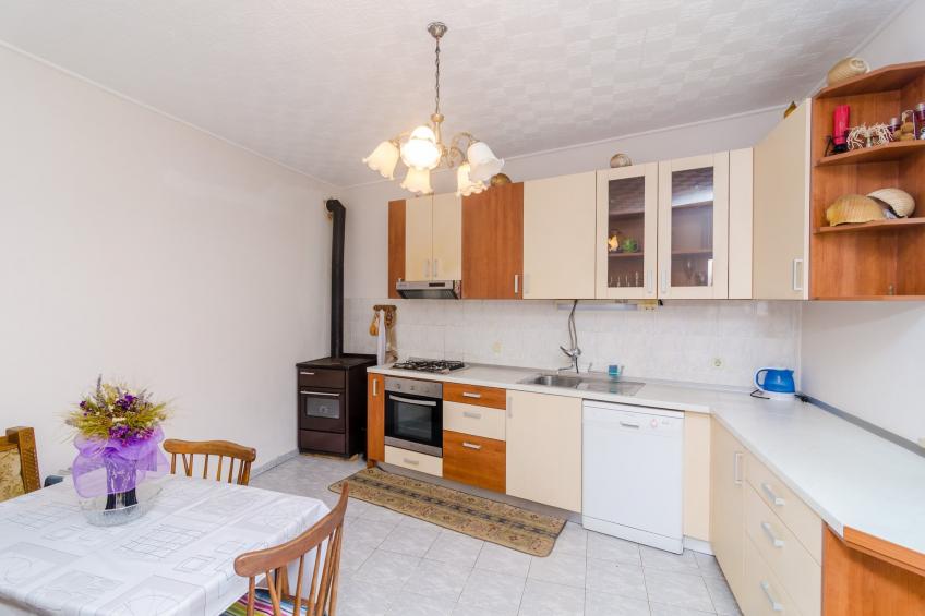 Apartments Rašica Molunat - One Bedroom Apartment with Patio and Sea View (Soba do kamina) - foto 3