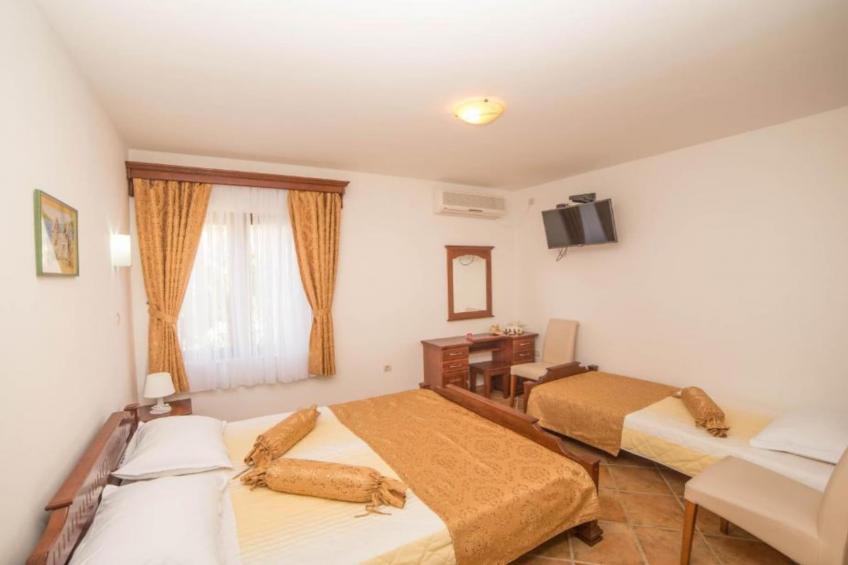 Fiammanti Hotel Montenegro-Triple Room with Balcony and Sea View - foto 3
