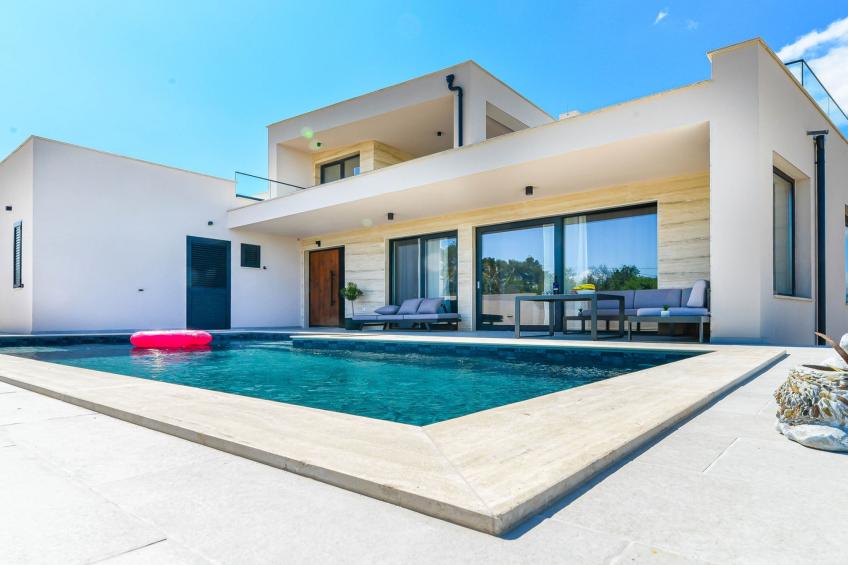 Villa Zariva with pool and panoramic mountain and - foto 2