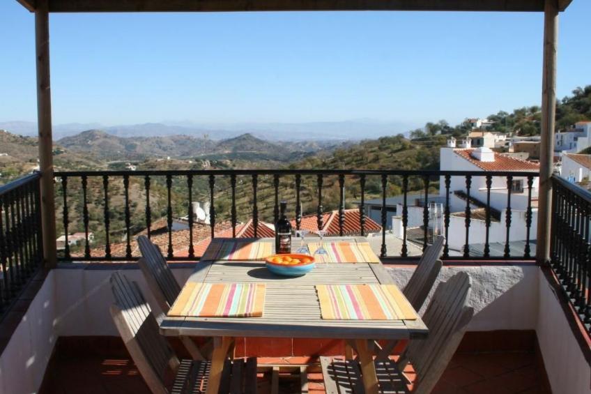 Gemütliches Ferienhaus in Guaro mit Grill - foto 14