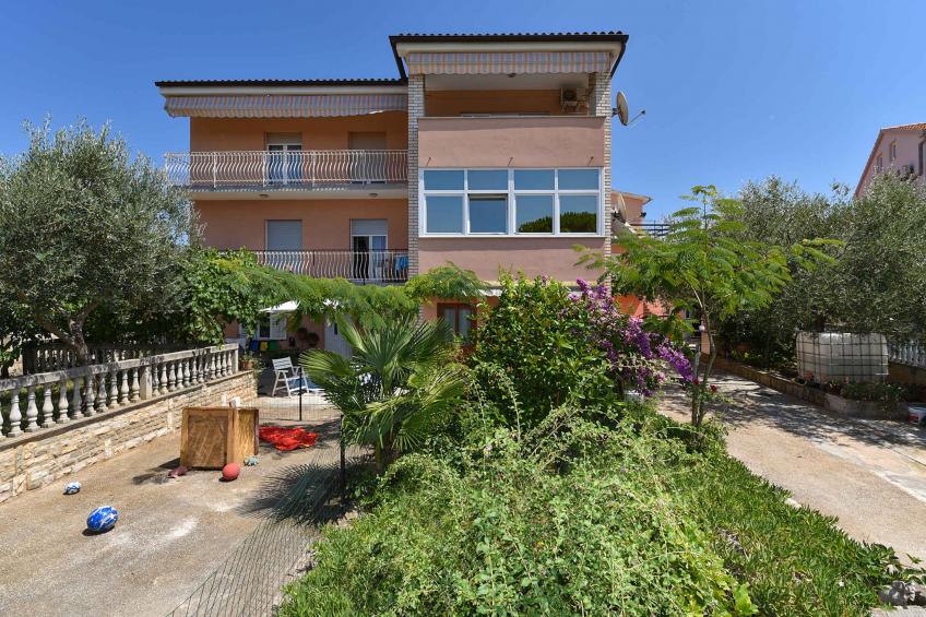 Holiday apartment near the beach - BF-TKBZ