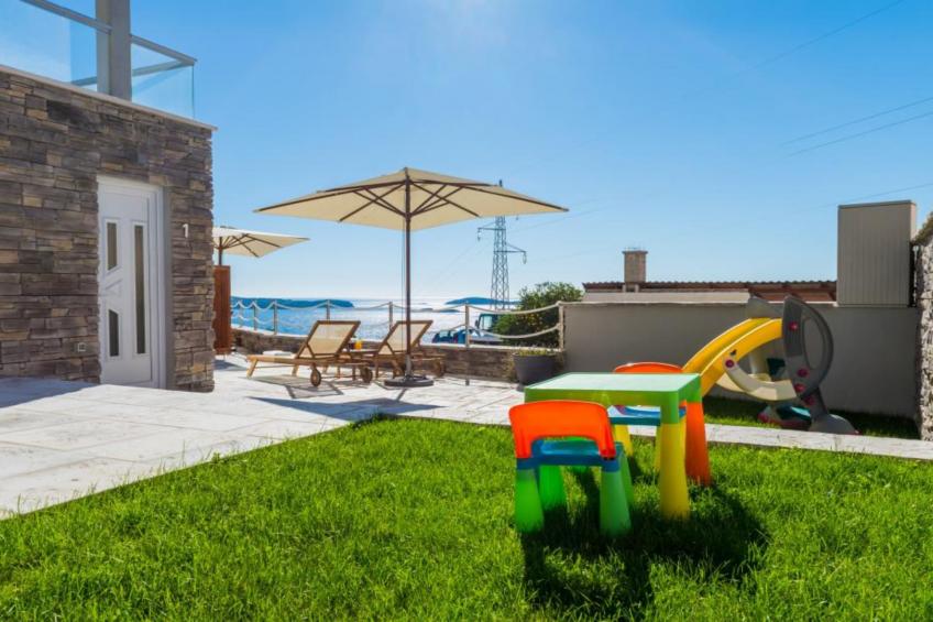 Apartments Villa Capitano - Two Bedroom Apartment with Balcony and Sea View (CRNI) - foto 20