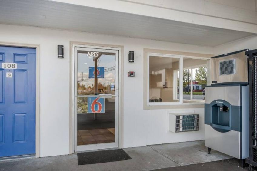 2 Queen Beds  Non-Smoking Micfridge - foto 5