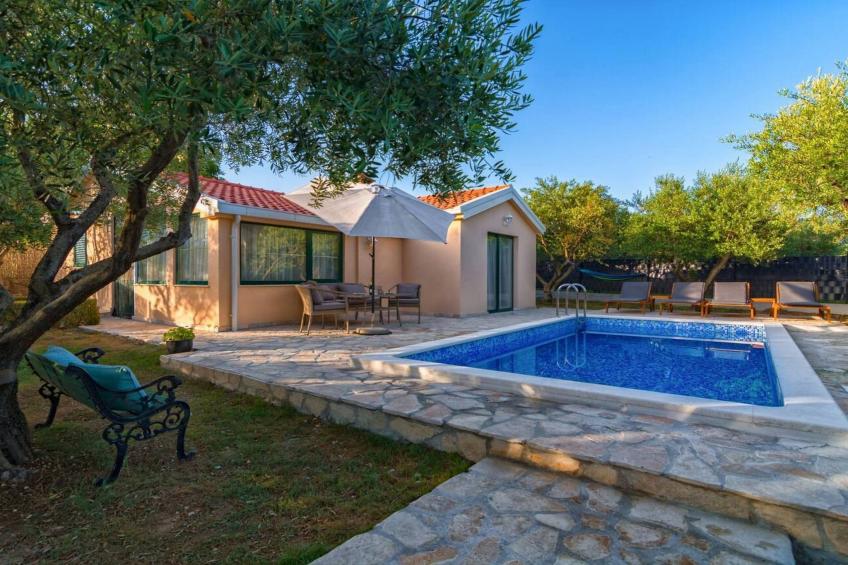 Hidden Gem Holiday Home with Pool in Kastel Stafilic - Two Bedroom Holiday Home with Pool - foto 23