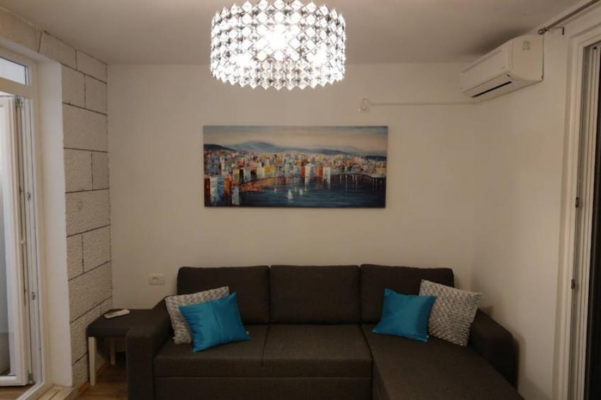 Apartment Hitri - One Bedroom Apartment with Terrace and Garden View - foto 2