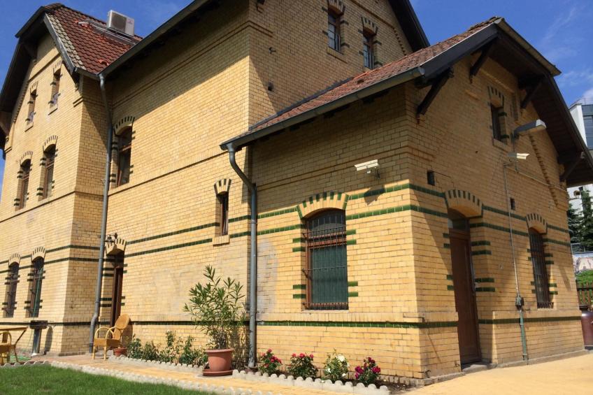 Luxuriöse Wohnung im denkmalgeschützten Bahnhof - foto 16