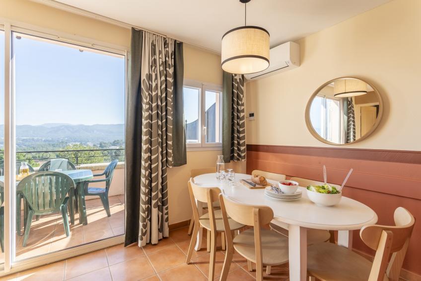 Pierre & Vacances Village Pont Royal en Provence Apartment 8 people - 2 bedrooms + 1 sleeping alcove - Balcony - Air-conditioned - Renovated - foto 20