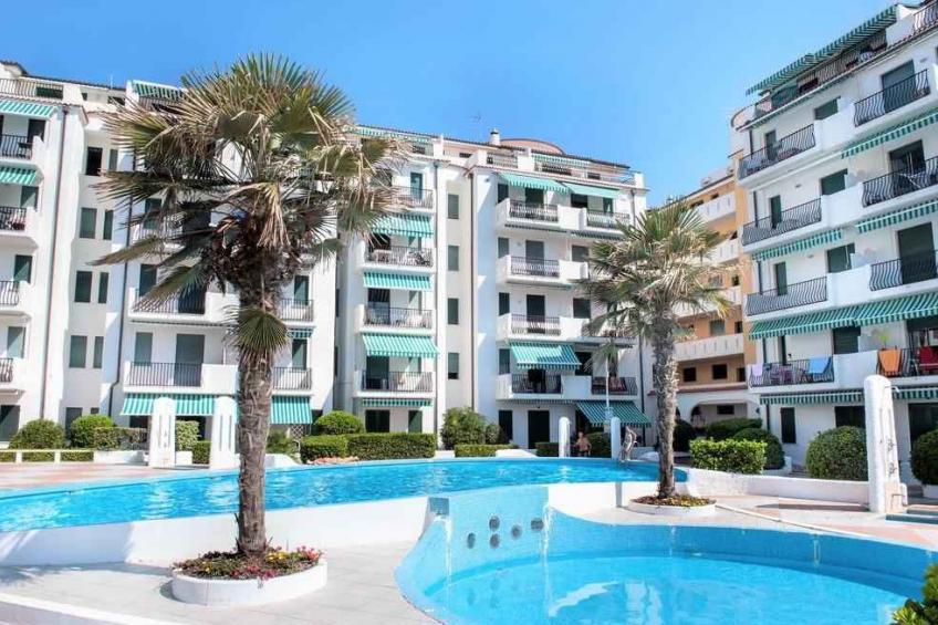 Holiday apartment directly on the beach - BF-K6X6