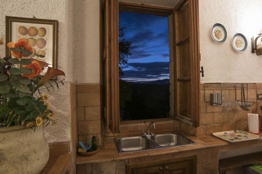 Charmante Schlossunterkunft mit Schwimmbad - foto 9